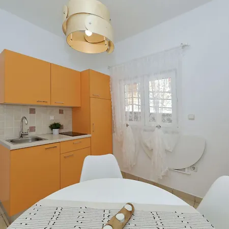 Candela, No 1 Apartment Starigrad Paklenica