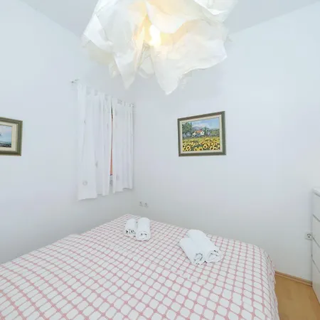 Apartment Candela, No 1