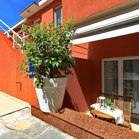 Apartment Candela, No 1 Starigrad Paklenica