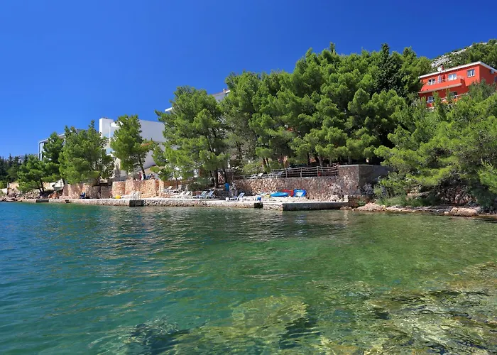 Candela, No 1 Lägenhet