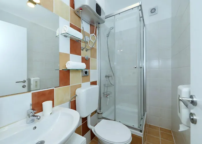 Candela, No 1 Starigrad Paklenica