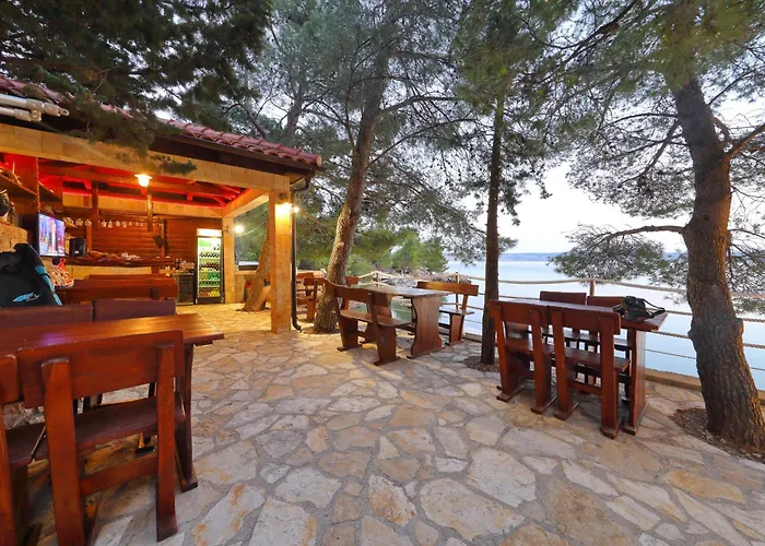 Candela, No 1 Starigrad Paklenica